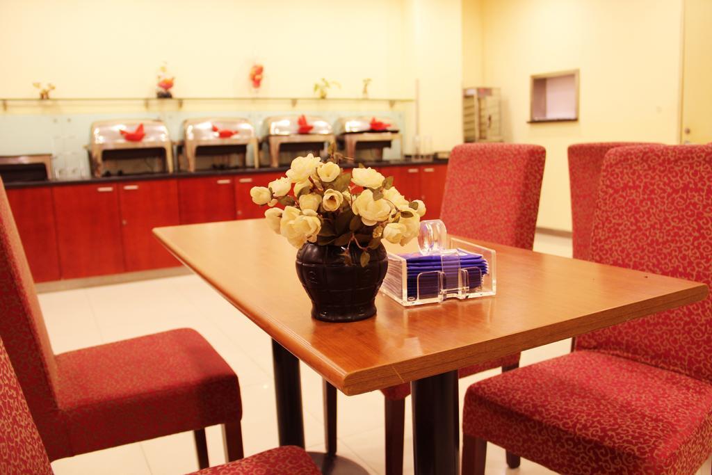 Hanting Hotel Shenyang Zhongshan Square Eksteriør billede